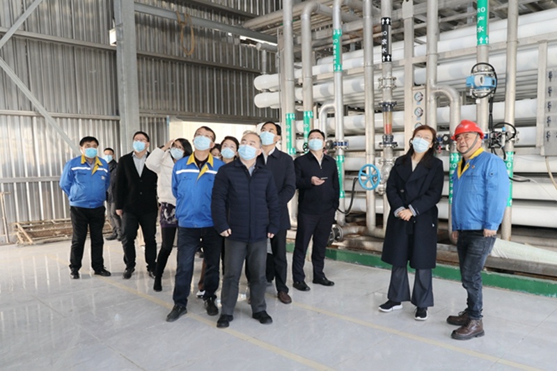 2022年12月15日，時任浙江省發(fā)展改革委黨組成員、副主任吳紅梅蒞臨景興紙業(yè)調(diào)研企業(yè)用能、節(jié)能工作