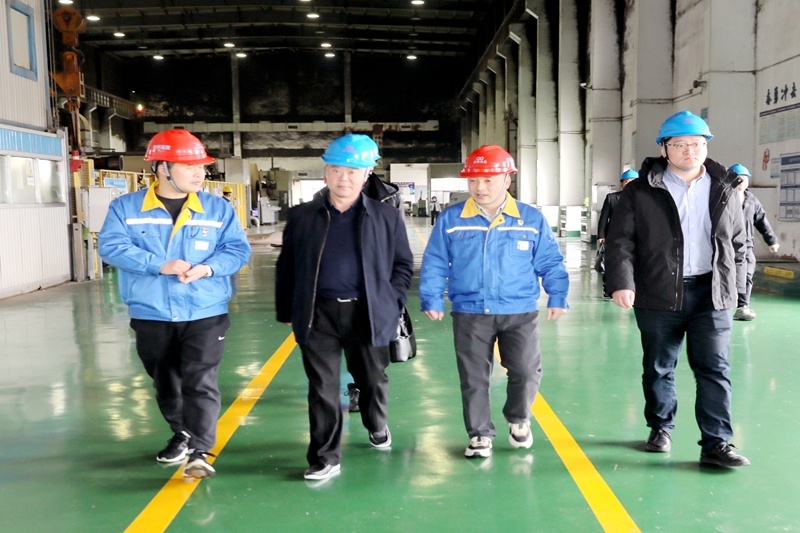2024年 1月30日，浙江省經(jīng)信廳機關黨委二級巡視員孫自強蒞臨景興紙業(yè)開展歲末年初安全生產(chǎn)督導