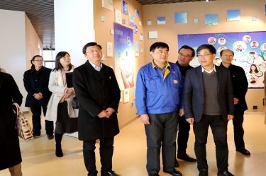 2020年1月3日，時任浙江省民政廳黨組成員、副廳長江宇蒞臨景興紙業(yè)調(diào)研企業(yè)發(fā)展情況、黨建工作